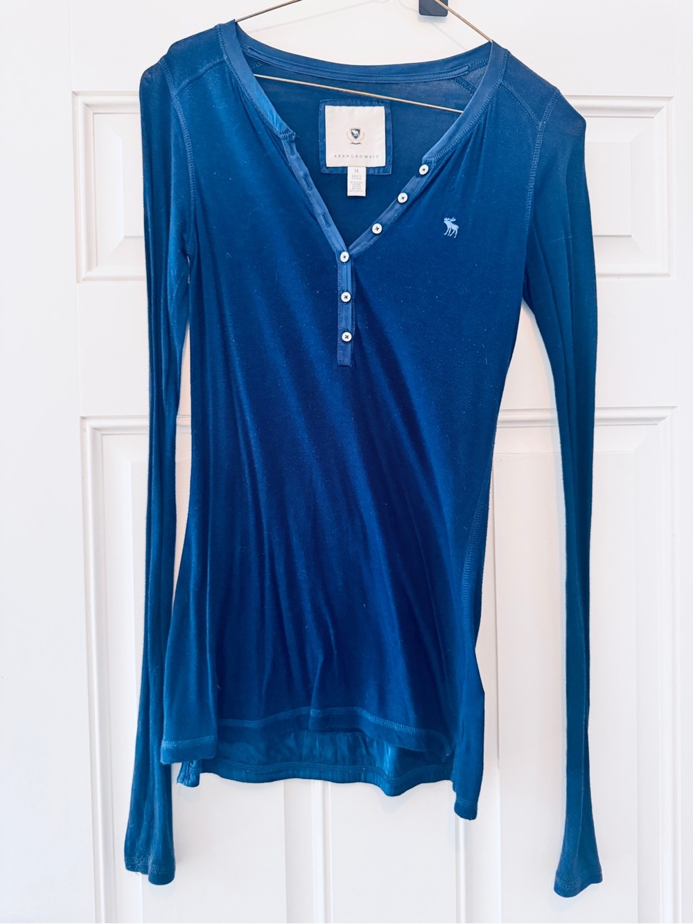 Abercrombie & Fitch Deep Blue Long-Sleeve Henley